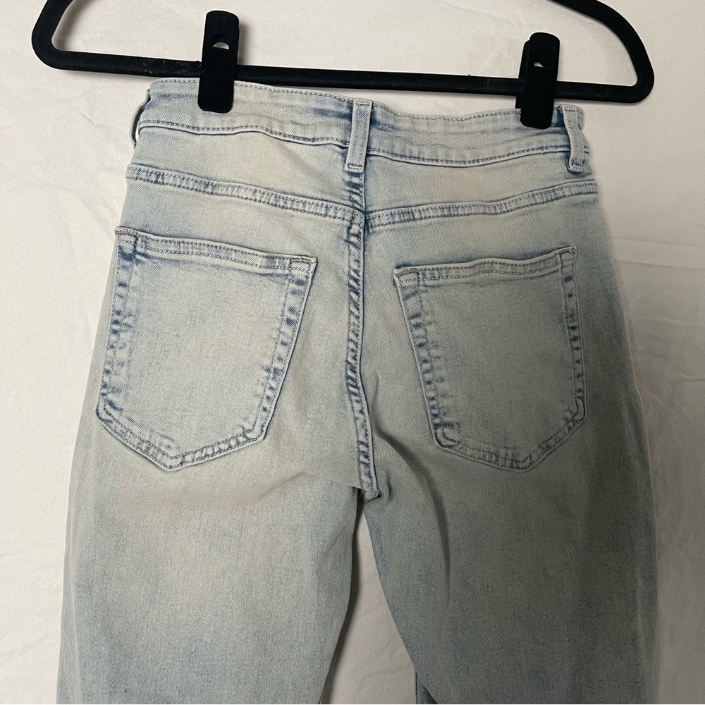 H&M Light Blue Denim Jeans - Picture 7 of 8